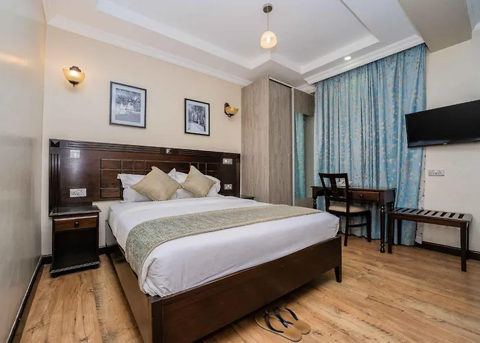 Hemak Suites