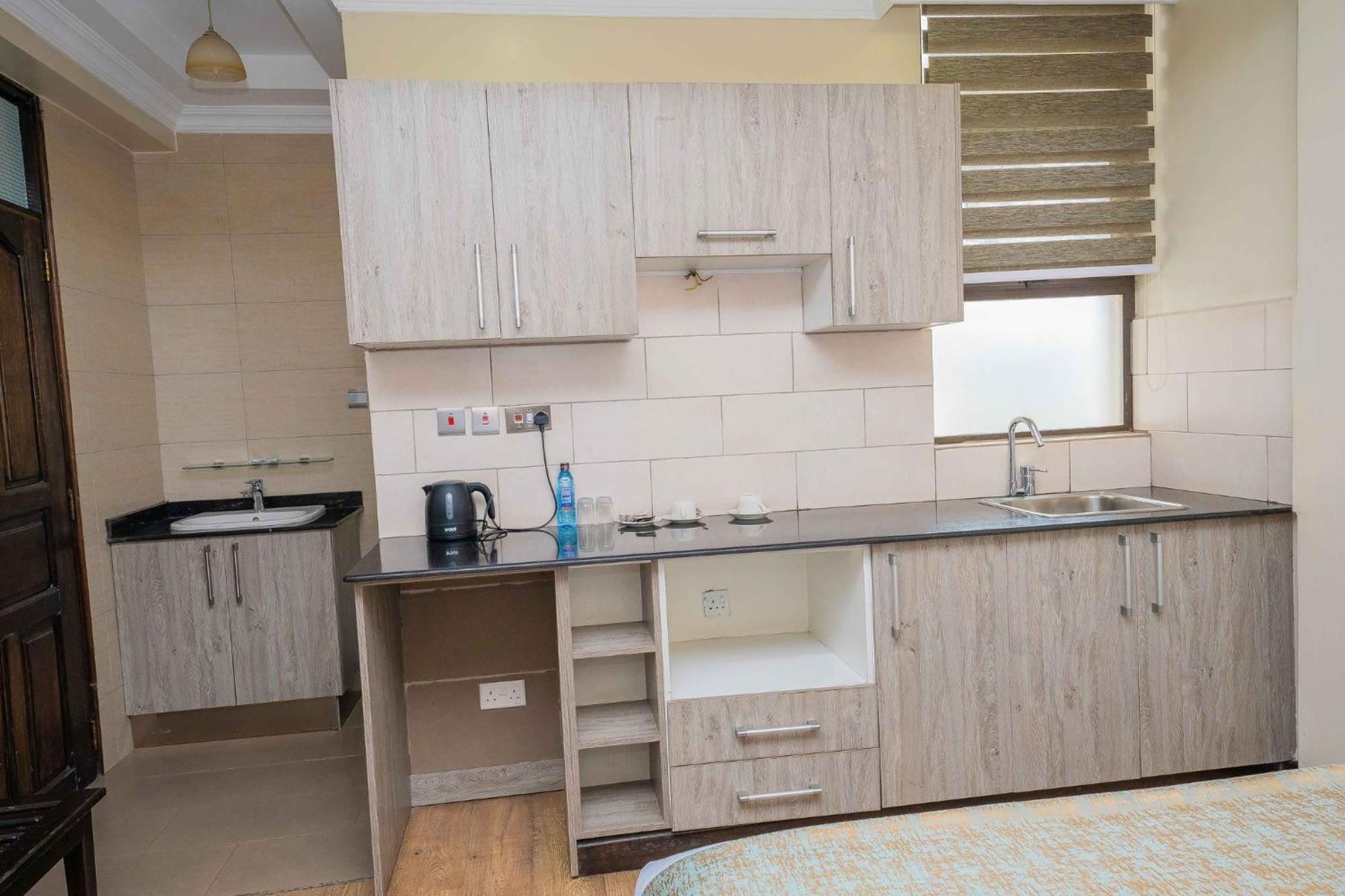 Hemak 3* Nairobi