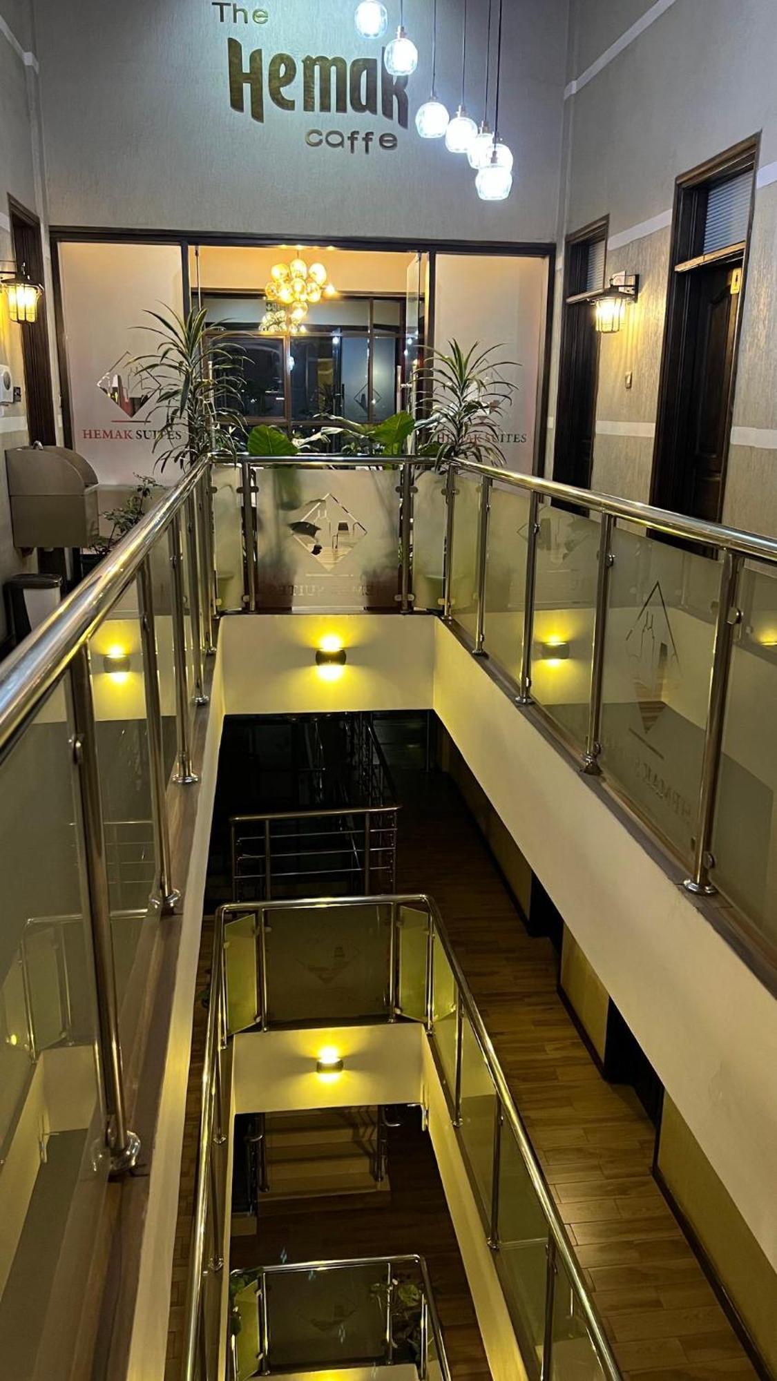 Hemak 3* Nairobi